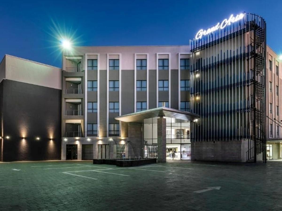 The Grand Aria Hotel And Conference Centre Gaborone Exteriör bild