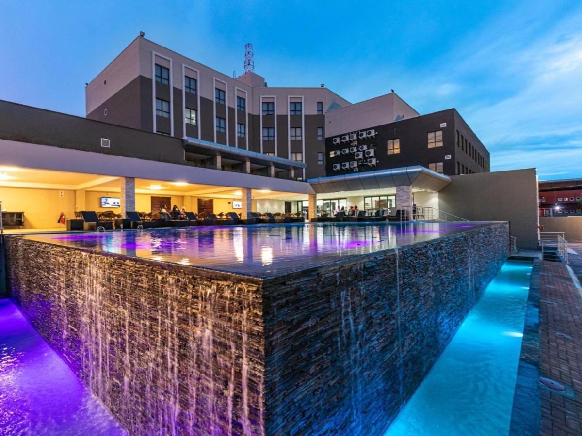 The Grand Aria Hotel And Conference Centre Gaborone Exteriör bild