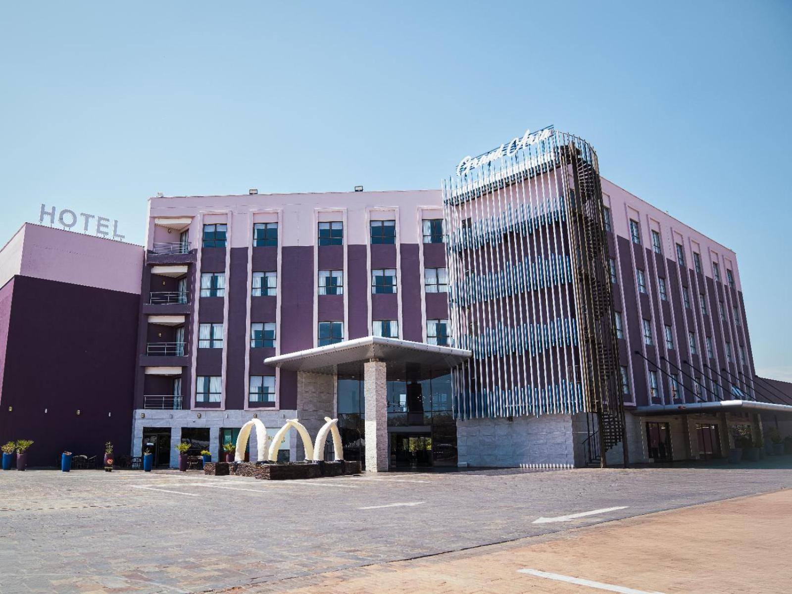 The Grand Aria Hotel And Conference Centre Gaborone Exteriör bild